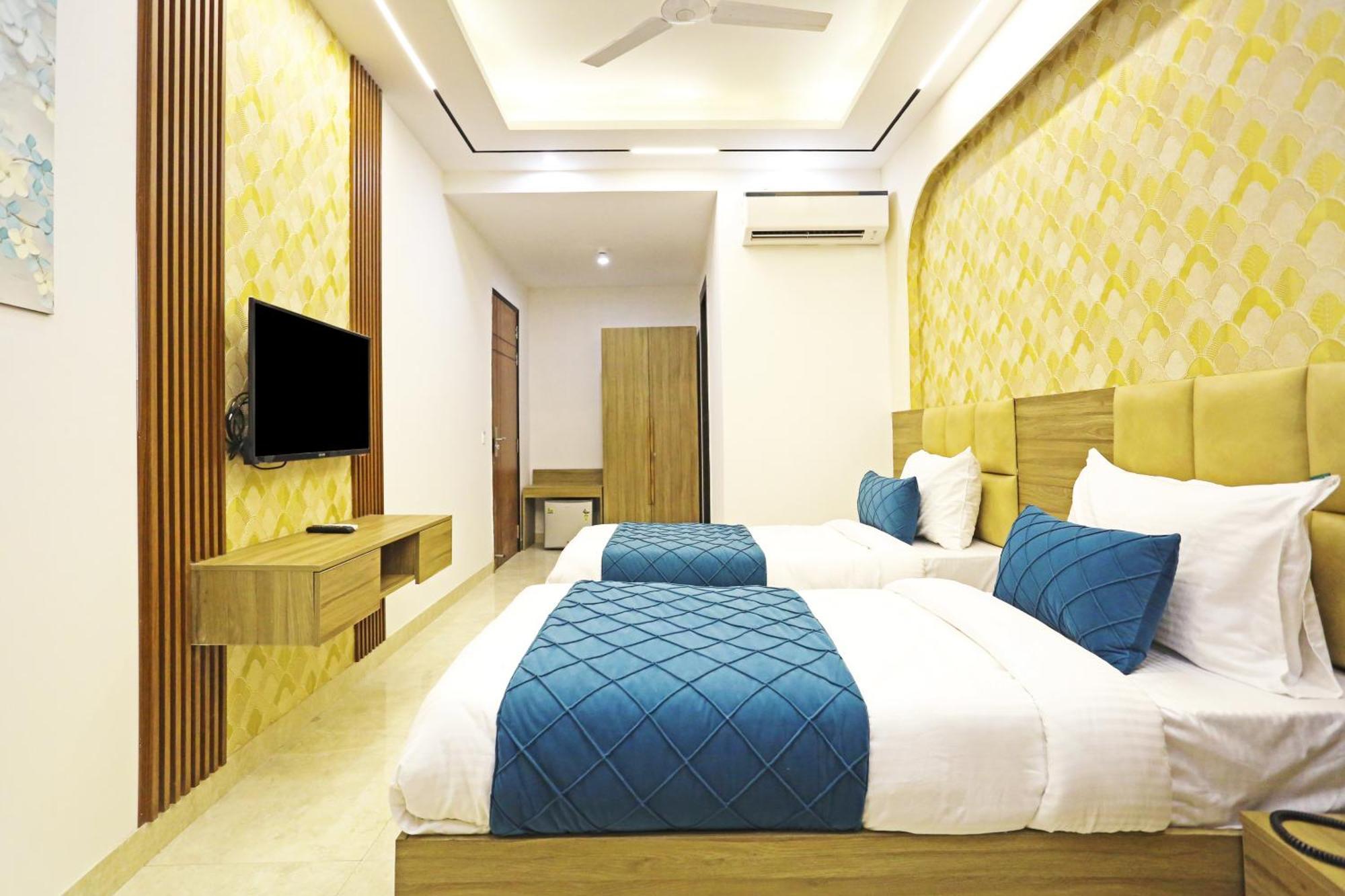 Hotel Hsp Plaza 新德里 外观 照片