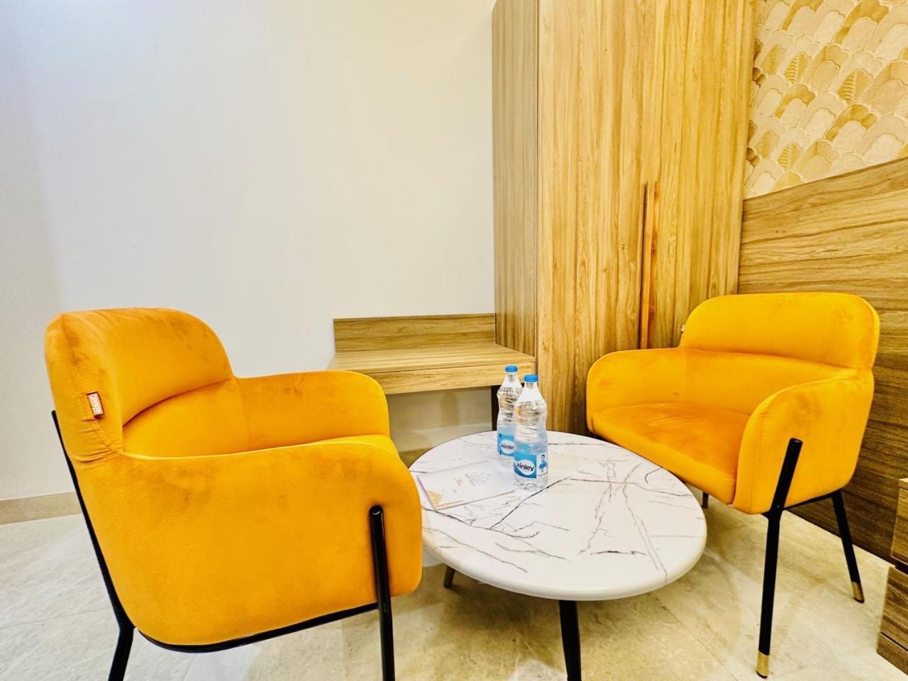 Hotel Hsp Plaza 新德里 外观 照片