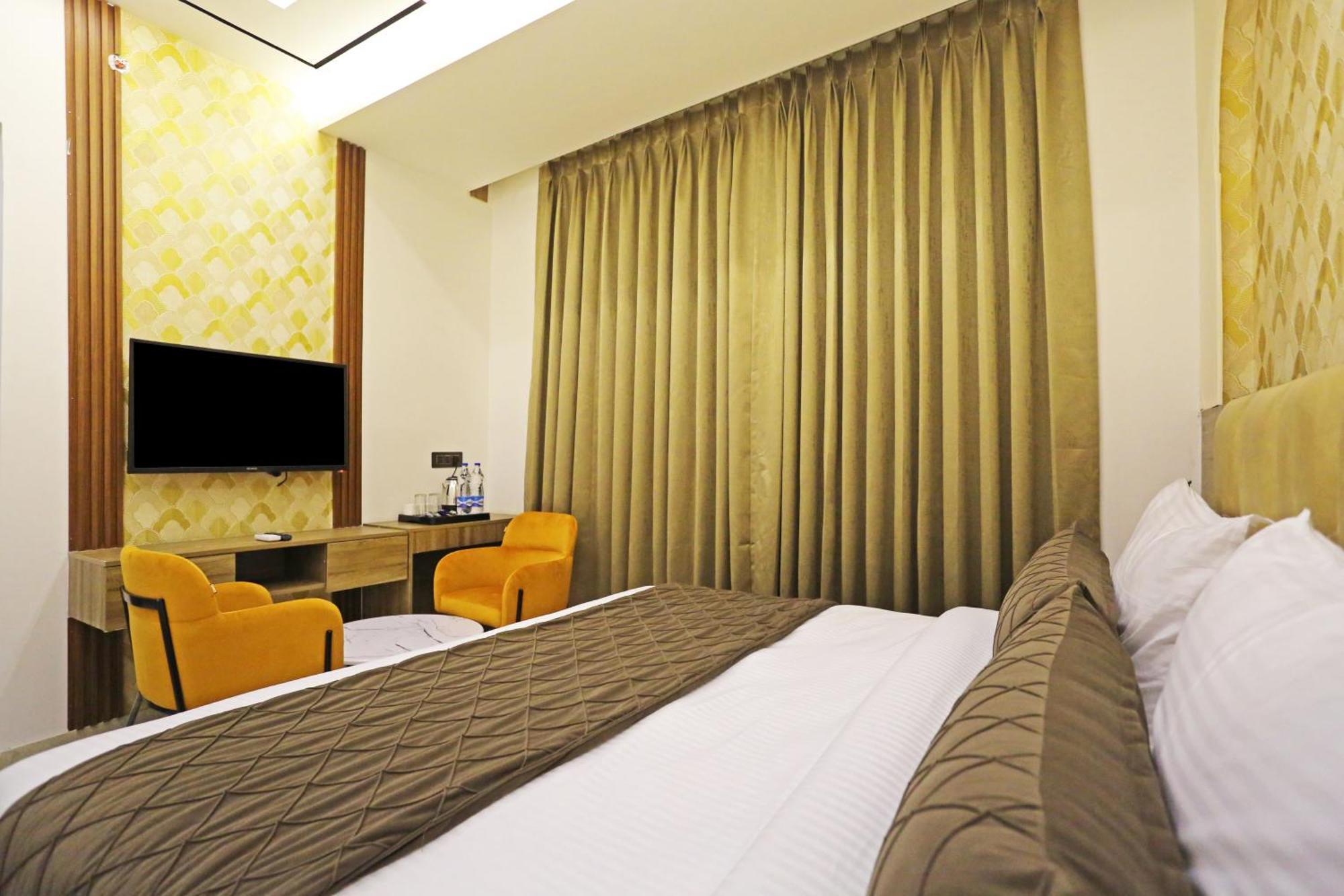 Hotel Hsp Plaza 新德里 外观 照片