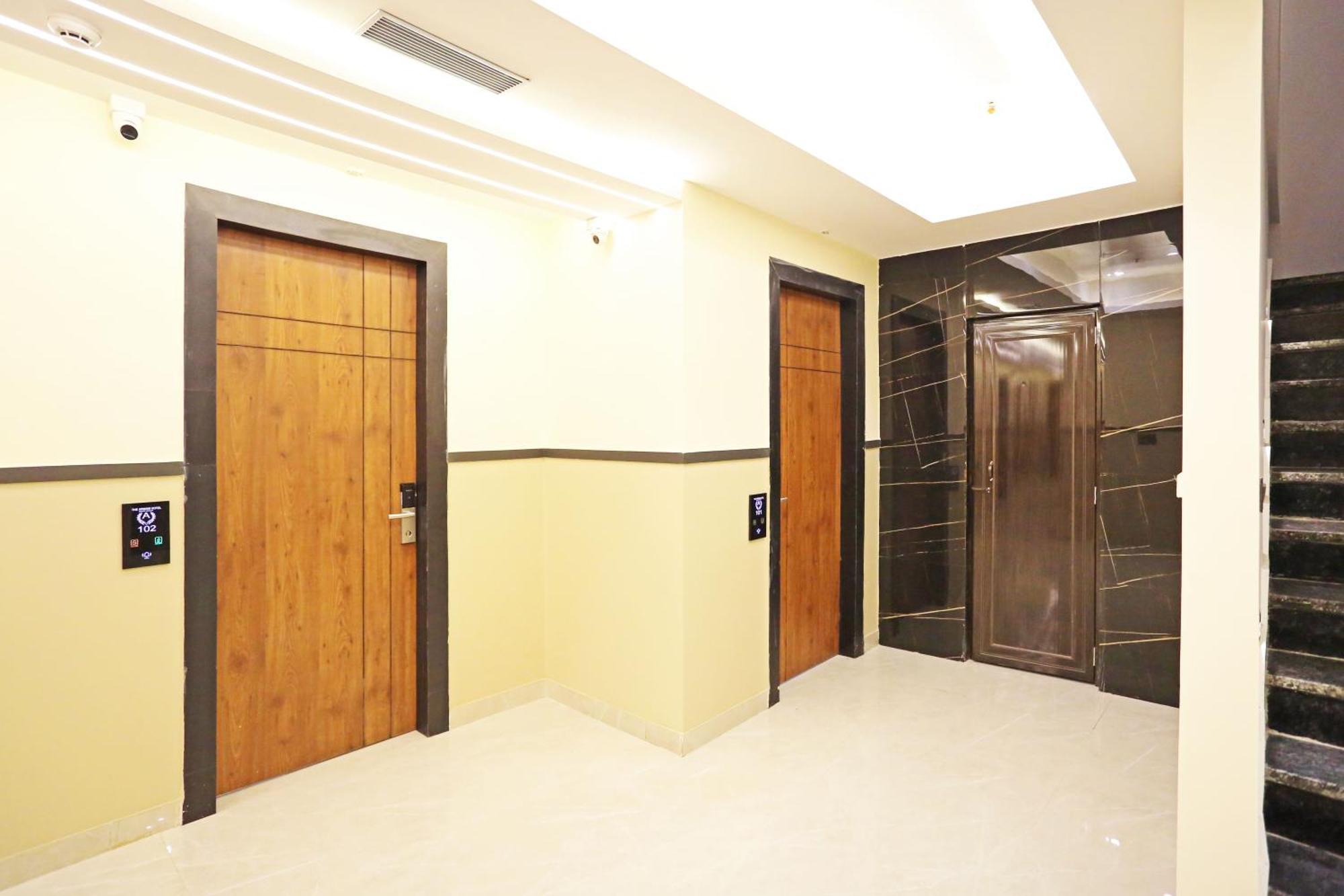 Hotel Hsp Plaza 新德里 外观 照片