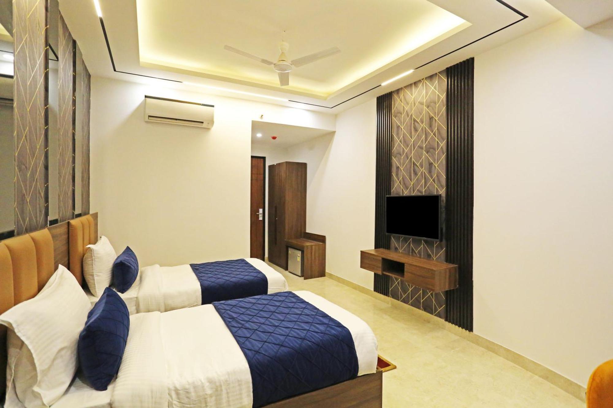 Hotel Hsp Plaza 新德里 外观 照片
