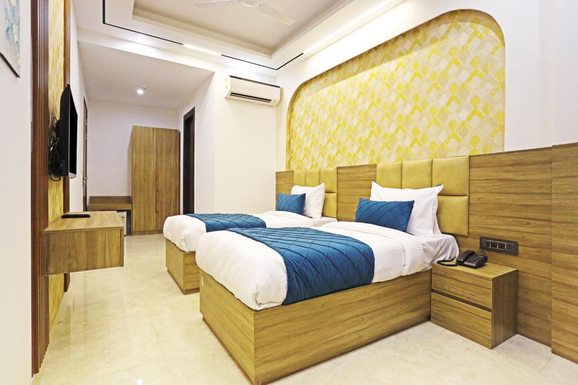 Hotel Hsp Plaza 新德里 外观 照片
