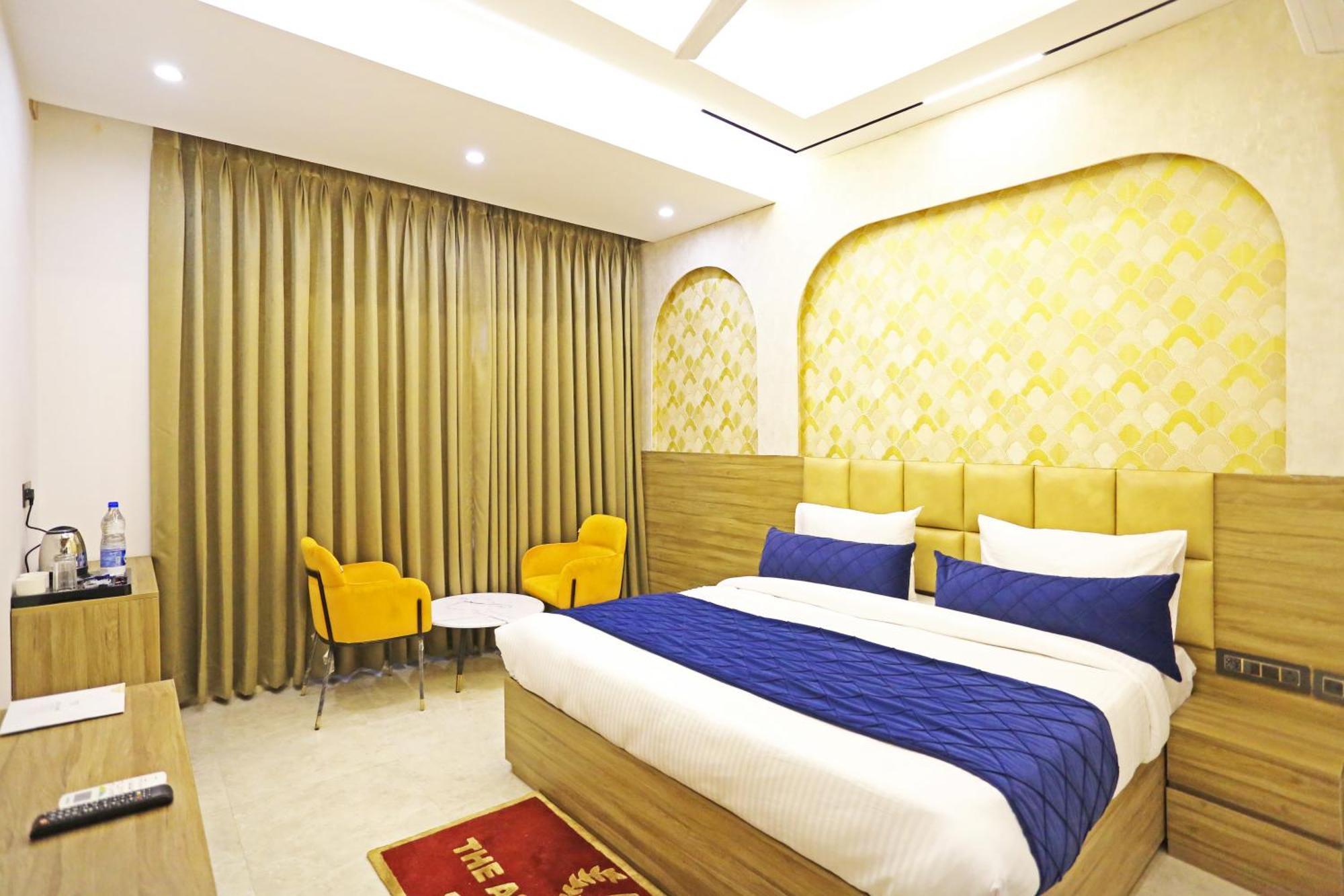Hotel Hsp Plaza 新德里 外观 照片