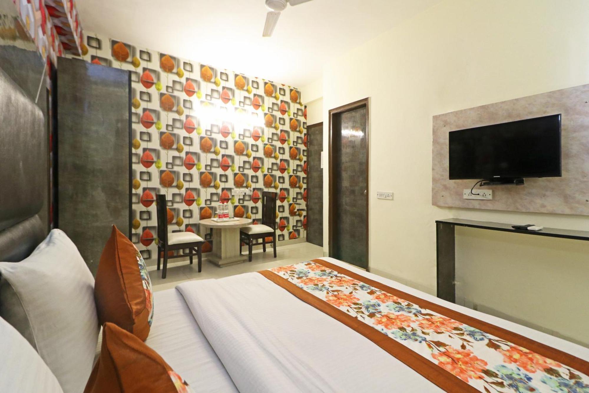 Hotel Hsp Plaza 新德里 外观 照片